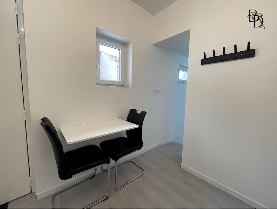 T1 Bis Appartement B3 30M2 Cosy 7Min A Pieds Des Gares Roanne Exteriör bild